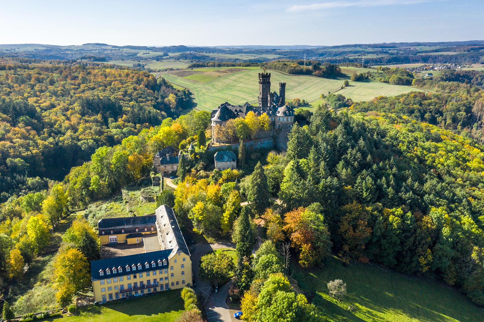 Sommerwanderung im Lahntal – Unterwegs auf der Schaumburgschleife